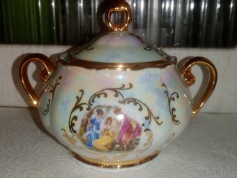 RUZNE SALKY SKLENICE - 6