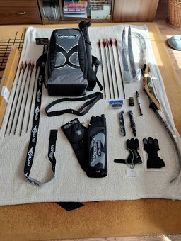 PRODÁM NOVÝ LUK SAMIC SAGE 62,40 LBS S VYBAVENÍM - 6