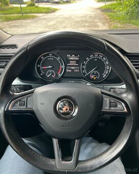 Skoda Superb Combi - 6