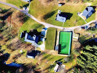 Prodej srubu 3+1, o velikosti 137m2, pozemek 1083m2, v obci - 6