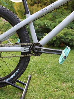 Prodám Czar Ion 24" street trial bike - 6