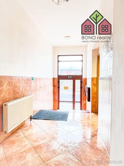 Obchodní prostor, plocha 65 m2, po rekonstrukci, rušná část - 6