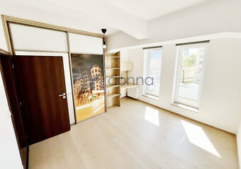 Pronájem bytu 2+kk, 44m², ul. Jankovcova, Praha 7 - Holešovi - 6