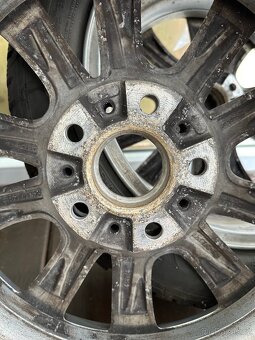 Originál kola BMW 17” - 6