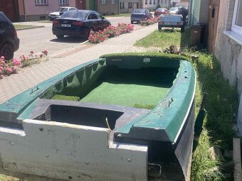 PRODÁM LOĎ - 6