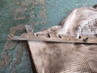 Moskvich nápis na auto - 6