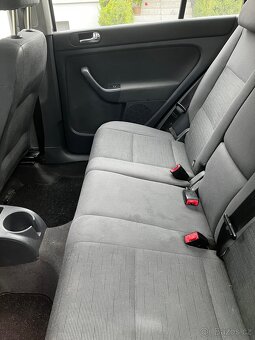 VW Golf 5 Plus | 1.4 55 kW | Rok 2005 | - 6
