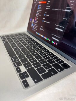 MacBook Air 13” M4 – 16GB / 256GB – Jako nový, pouze 30 cykl - 6