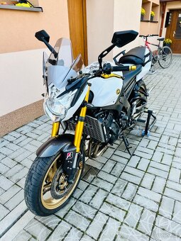 Yamaha FZ8N - 6