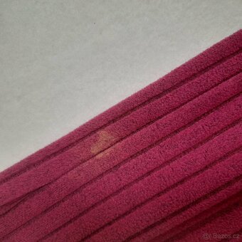 Lehké úpletové šaty - 6