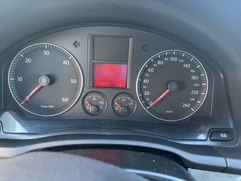 VW Golf Sport Variant TDI - 6
