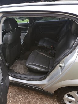 Opel Signum 3,0 V6 diesel - 6