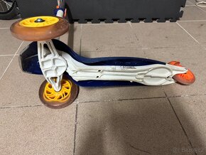 Dětská koloběžka Oxelo B1 500 se třemi kolečky - 6
