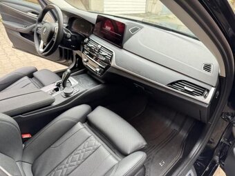 BMW Řada 5 520xDrive-Aut- el. tažné - 6