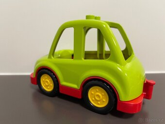 Lego Duplo závodní auto - 6