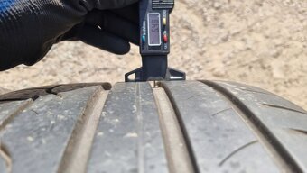 Letní pneu 265/35/19 Dunlop - 6