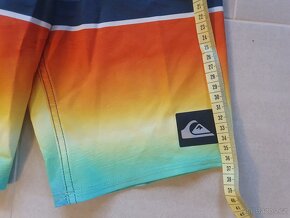 Dětské surf plavky - kraťasy Quiksilver vel. 5 - 6