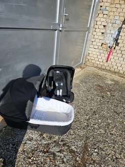 Autosedačka vajíčko + korbička Britax Romer - 6