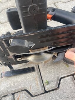 Black & Decker cirkulárka BD227 40mm 550 watt - 6