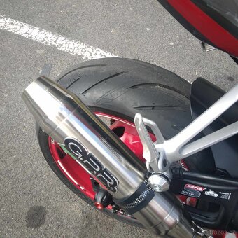 Prodám SUZUKI GSXR 1000 K5 - 6