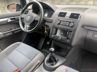 Volkswagen Touran 2.0 TDi 103 kW STYLE r.v. 2012 - 6