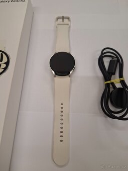 Samsung Galaxy Watch 4 a 6 - 6