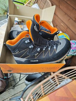 Prodám jednou použité pánské boty AKU. - 6