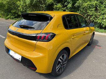 Peugeot 208 Allure 1.2; 2022 - 6