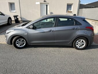 Hyundai i30, 1.6 GDI 99kW, hatchback - 6