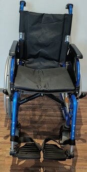 Odlehčený invalidní vozík Vermeiren D200 - 6
