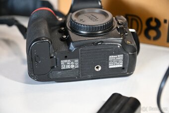 Nikon D810 - 6