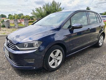 Volkswagen Golf - 6