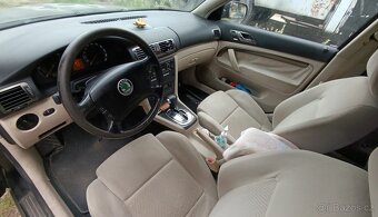 Škoda superb - 6
