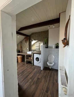 Prodám bytovou jednotku v historickém domě - 6