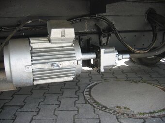 Prodám plošinu Nissan Cabstar - 6