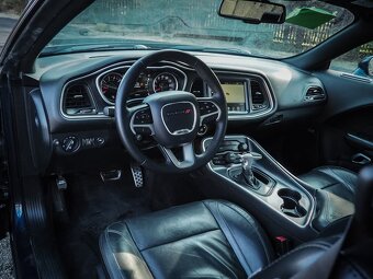 Dodge Challenger 3.6 V6 - 6