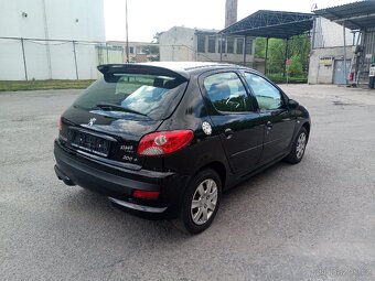 Peugeot 206 + - 6