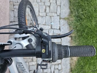 Dětské kolo Specialized Hotrock 20” - 6