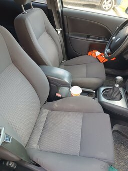 Ford Mondeo MK3 2.0 TDDi - 6