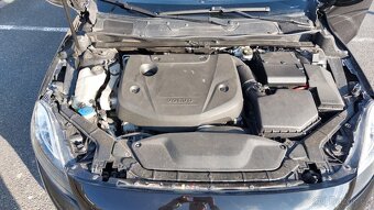 Volvo v40 - 6