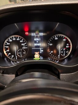 Prodám Mercedes Benz Vito dlouhá verze se spaním - 6