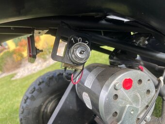 Dětská elektrická čtyřkolka - zánovní baterie - 6