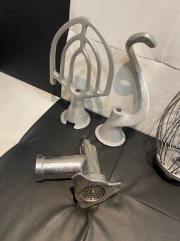 Univerzální kuchyňský robot SPAR SP-200D-B - 6