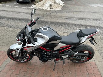 Kawasaki Z 900 2023 - 6