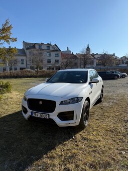 Jaguar F-pace 2.0 R dynamic, 210k/490NM, DPH - 6