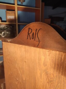 Starožitná skříňka - 6