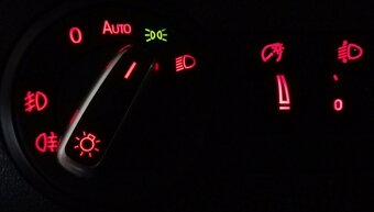 Volkswagen Spínač světel 1K0941431A. - 6