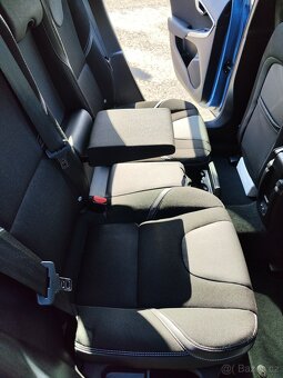 2015 Volvo v40 - 6
