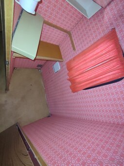 karavan Wilk - 6