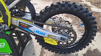 Suzuki rmz 450 - 6